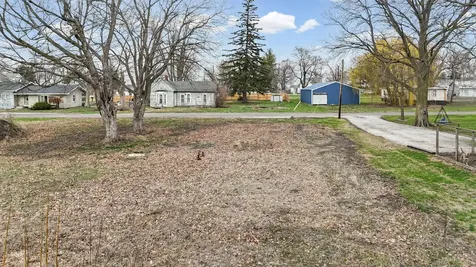 107 Sheridan Street Longview IL 61852