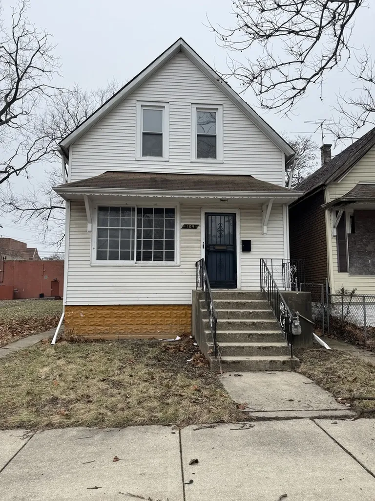 109 West 110th Place Chicago IL 60628