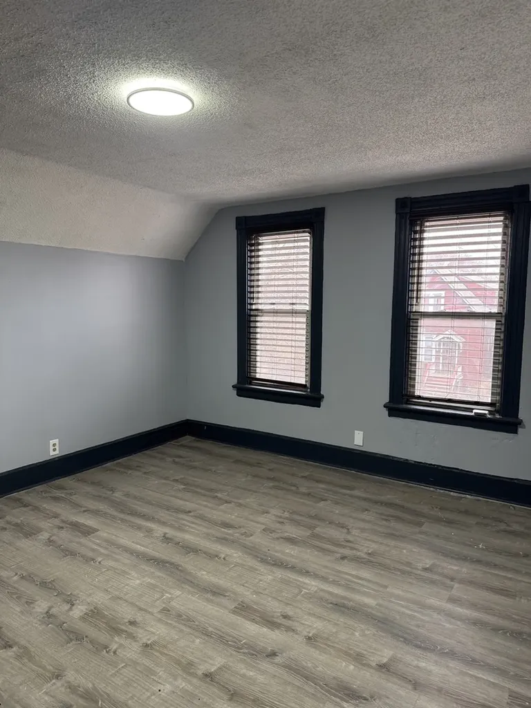 109 West 110th Place Chicago IL 60628