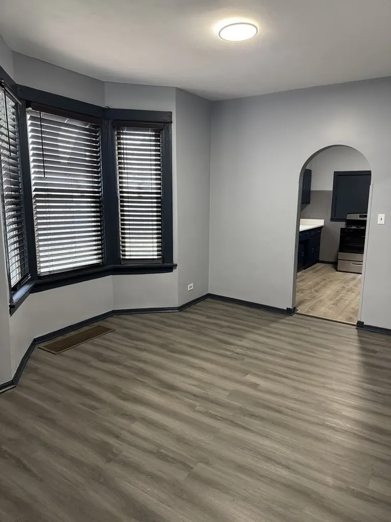 109 West 110th Place Chicago IL 60628