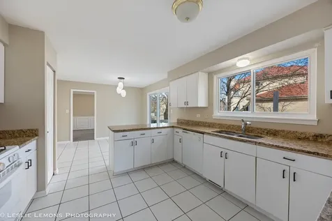248 Bobolink Drive Grayslake IL 60030