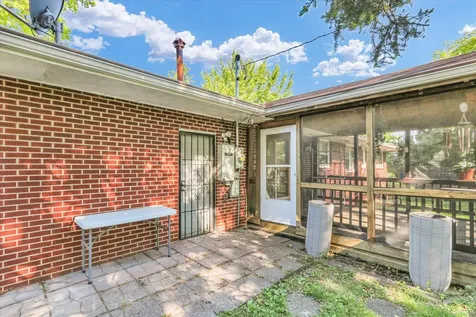 2112 Campbell Drive Champaign IL 61820