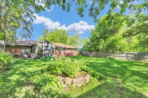 2112 Campbell Drive Champaign IL 61820