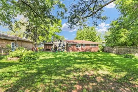 2112 Campbell Drive Champaign IL 61820