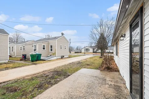 215 West Main Street Kirkland IL 60146