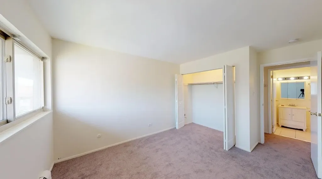 693 East Fullerton Avenue Glendale Heights IL 60139