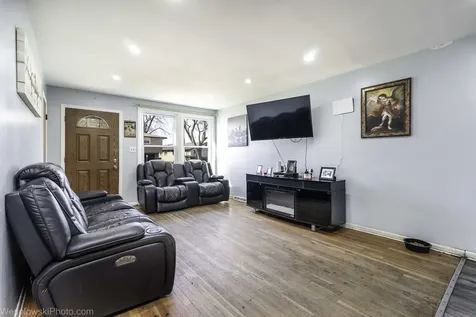 16423 Craig Drive Oak Forest IL 60452