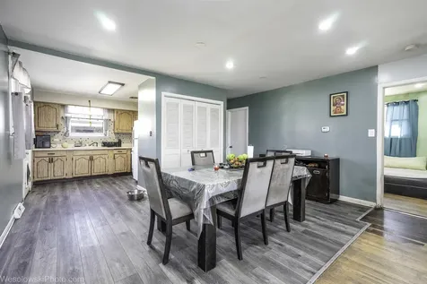 16423 Craig Drive Oak Forest IL 60452