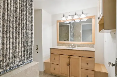 411 Ashland Avenue River Forest IL 60305