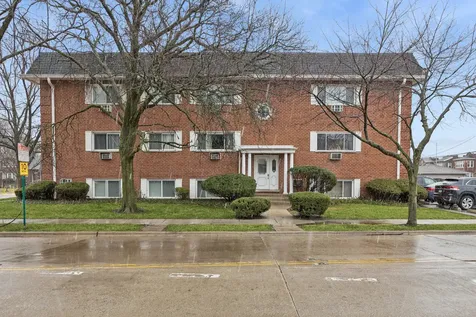 727 South Maple Avenue Oak Park IL 60304