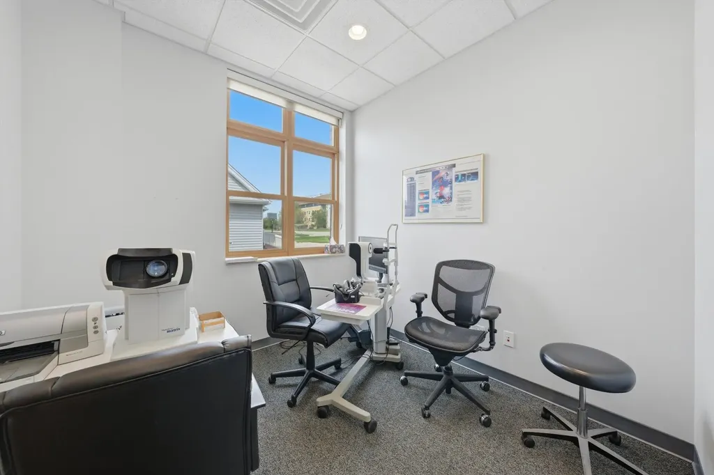 828 North Cass Avenue Westmont IL 60559