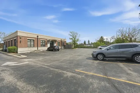 828 North Cass Avenue Westmont IL 60559
