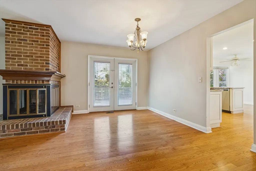 417 River Bluff Circle Naperville IL 60540