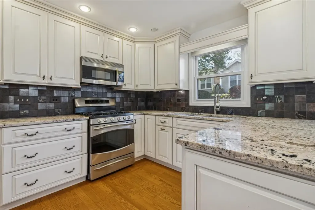 417 River Bluff Circle Naperville IL 60540