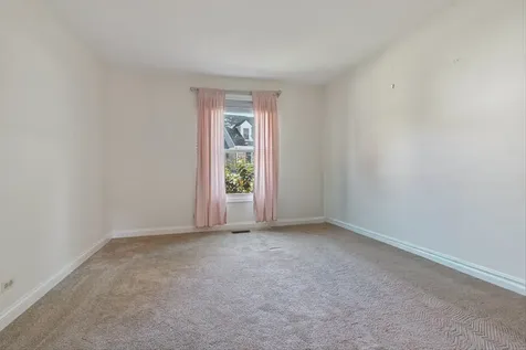 417 River Bluff Circle Naperville IL 60540