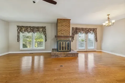 417 River Bluff Circle Naperville IL 60540