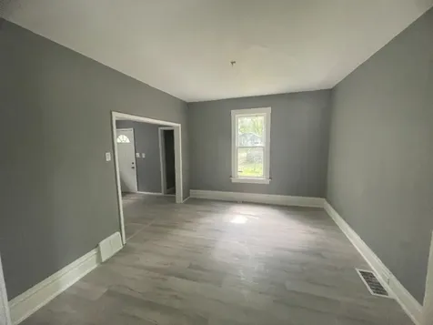 2106 West Millman Street Peoria IL 61605
