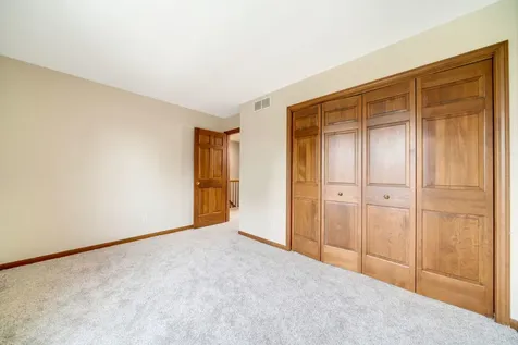 5235 Solitude Drive Rockford IL 61114
