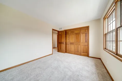 5235 Solitude Drive Rockford IL 61114