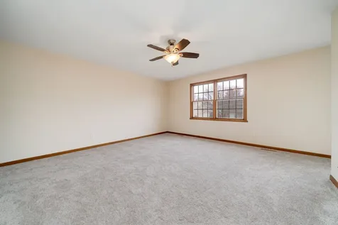5235 Solitude Drive Rockford IL 61114