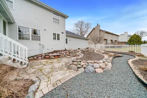 5235 Solitude Drive Rockford IL 61114