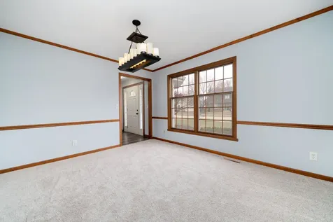 5235 Solitude Drive Rockford IL 61114