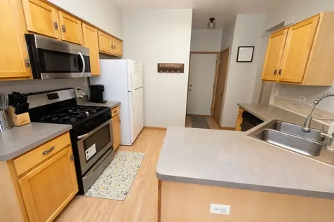 2375 Cove Court Elgin IL 60123