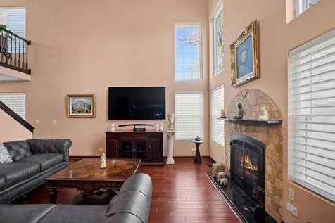 221 Ainsley Drive West Chicago IL 60185