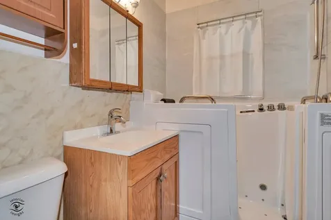 1562 South 5th Avenue Kankakee IL 60901