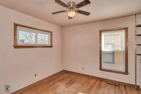 1562 South 5th Avenue Kankakee IL 60901