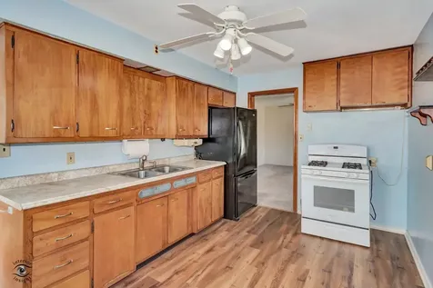 1562 South 5th Avenue Kankakee IL 60901
