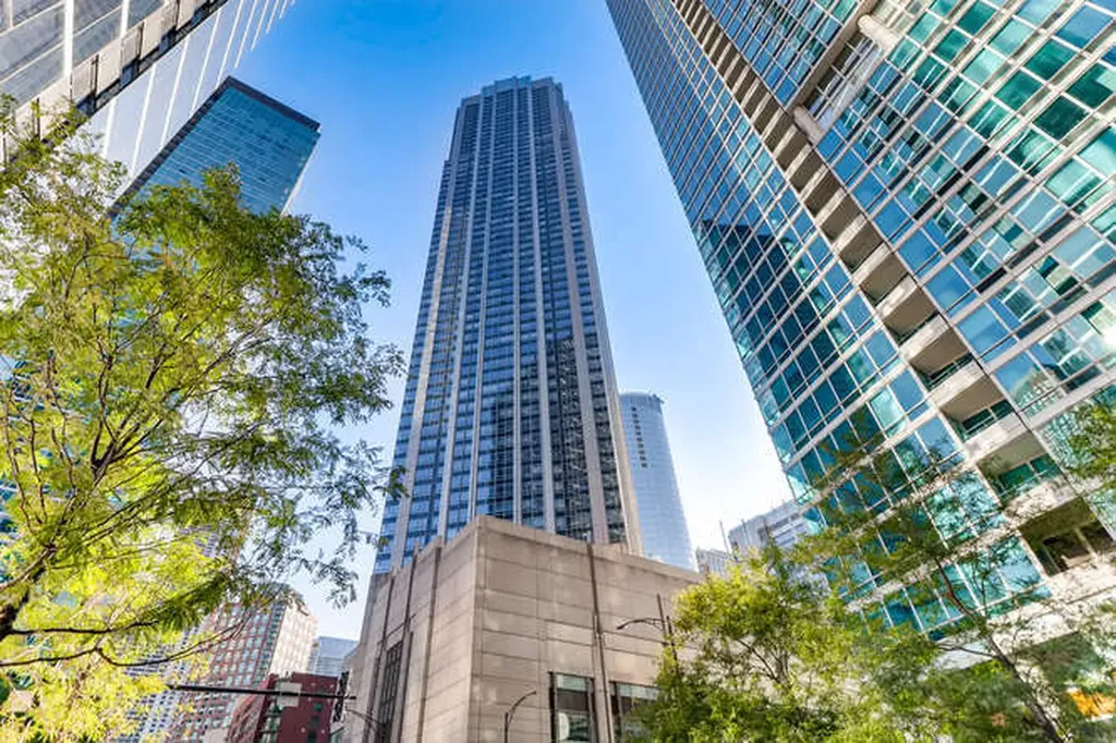 512 North Mcclurg Court Chicago IL 60611