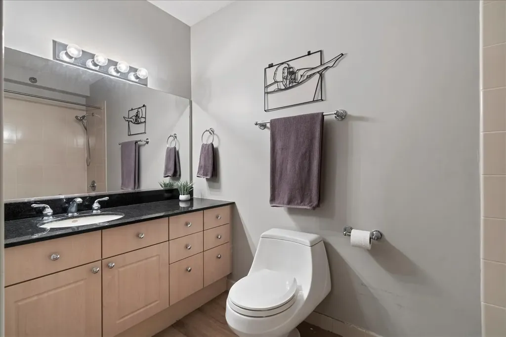 512 North Mcclurg Court Chicago IL 60611
