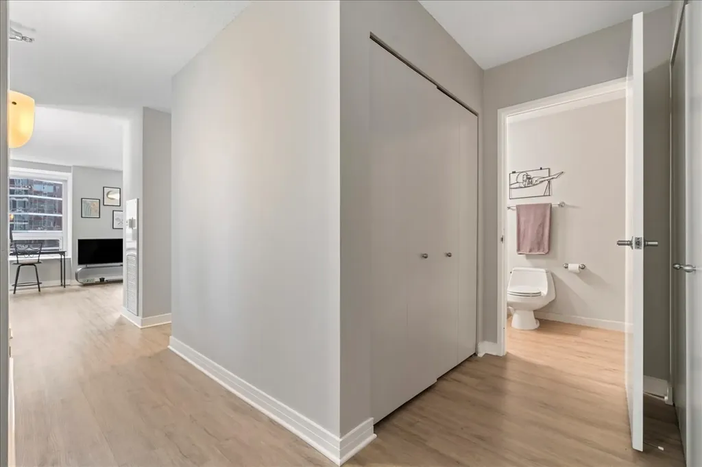 512 North Mcclurg Court Chicago IL 60611