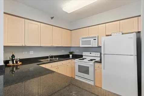 512 North Mcclurg Court Chicago IL 60611