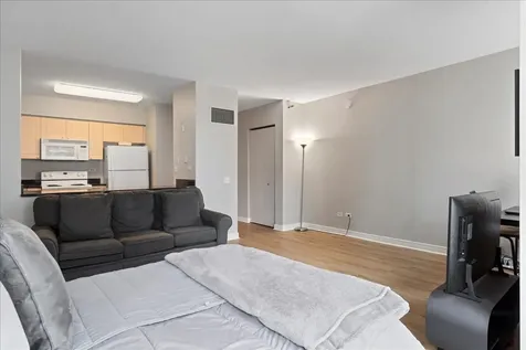 512 North Mcclurg Court Chicago IL 60611