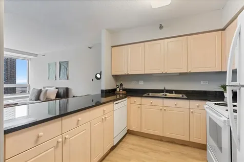 512 North Mcclurg Court Chicago IL 60611