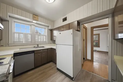 12202 Irving Avenue Blue Island IL 60406