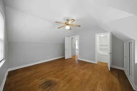 12202 Irving Avenue Blue Island IL 60406