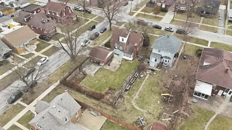 12202 Irving Avenue Blue Island IL 60406
