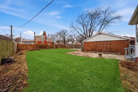 12202 Irving Avenue Blue Island IL 60406