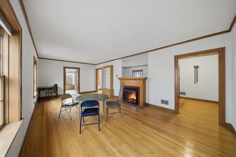 12202 Irving Avenue Blue Island IL 60406