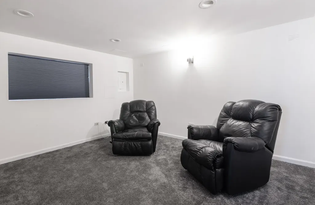 4257 North Kolmar Avenue Chicago IL 60641
