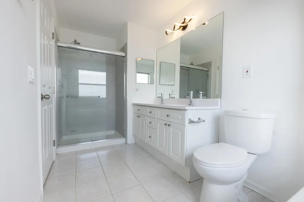 4257 North Kolmar Avenue Chicago IL 60641