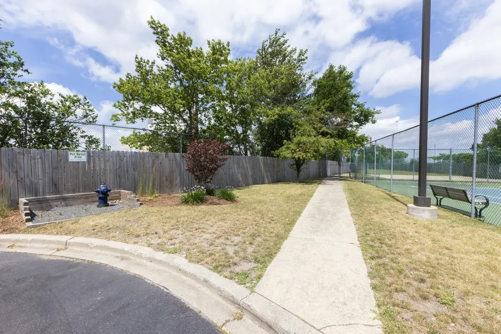 4257 North Kolmar Avenue Chicago IL 60641
