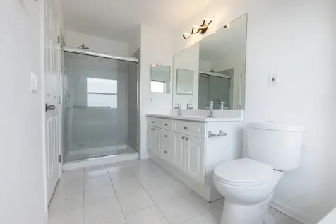 4257 North Kolmar Avenue Chicago IL 60641