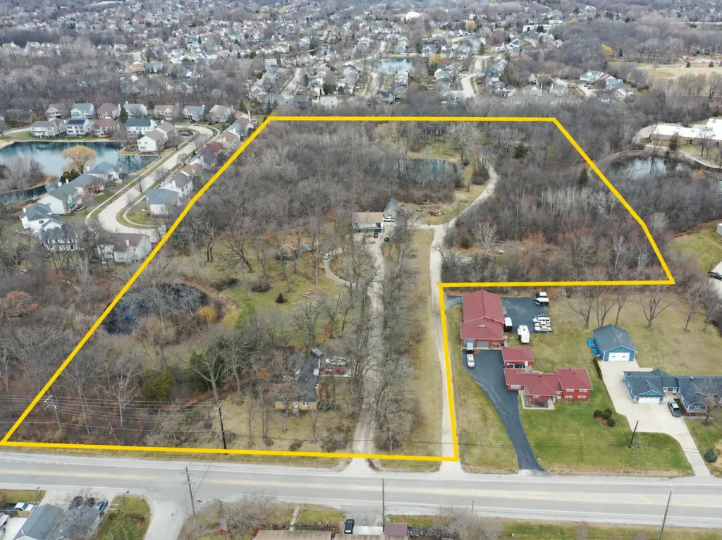 18238 West Gages Lake Road Grayslake IL 60030
