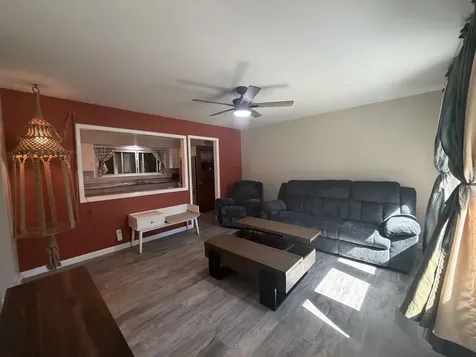 1427 Mark Drive Freeport IL 61032