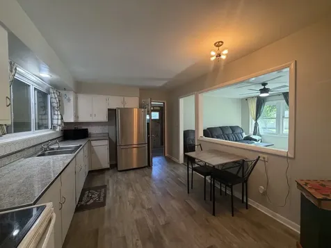 1427 Mark Drive Freeport IL 61032