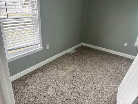 2241 Wallace Avenue North Chicago IL 60064